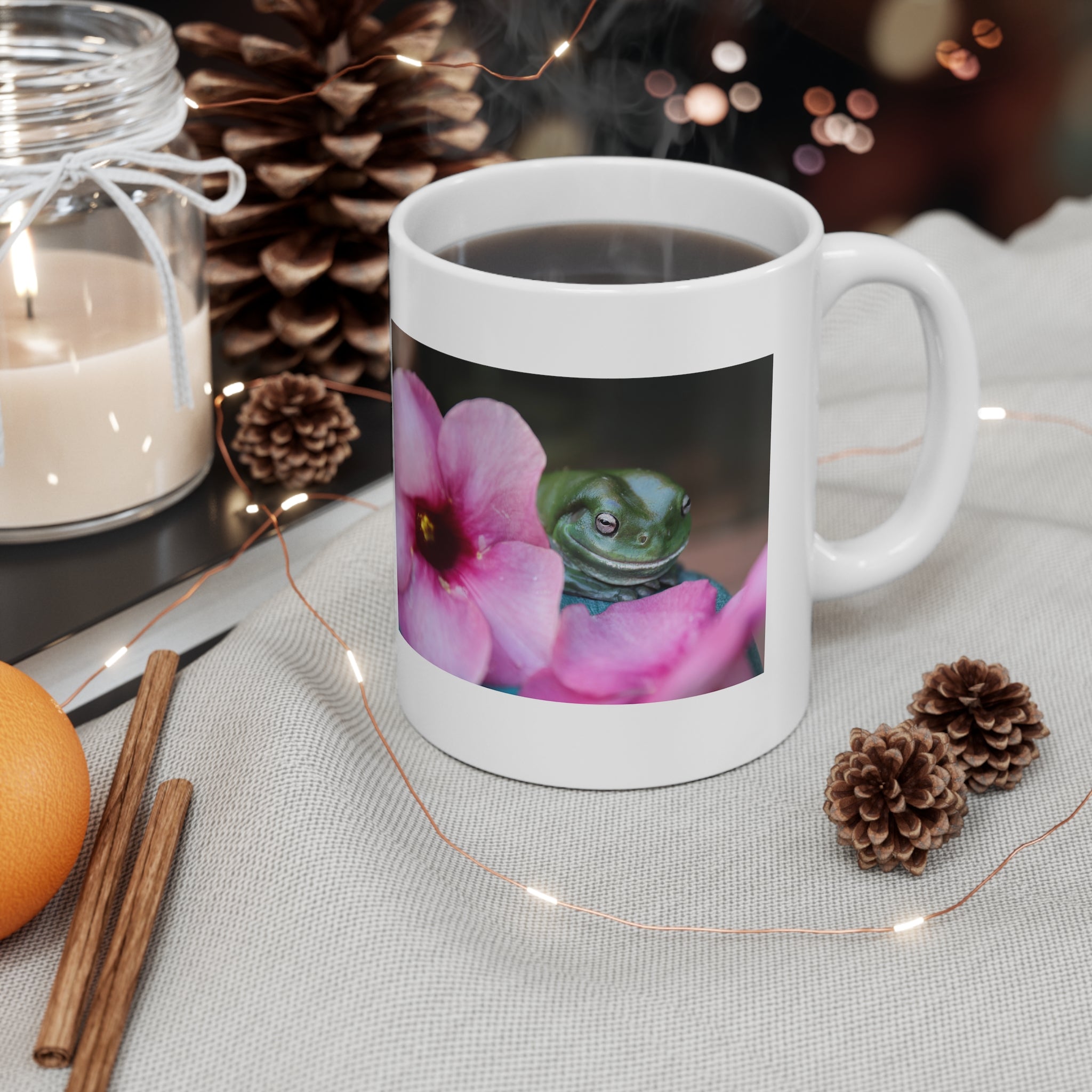 Green Tree Frog Mug 11oz (Microwave & Dishwasher Safe)