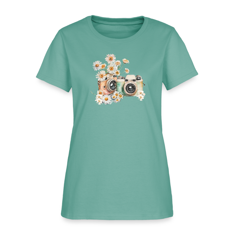 Daisy Cameras Women's T-Shirt - aquatic