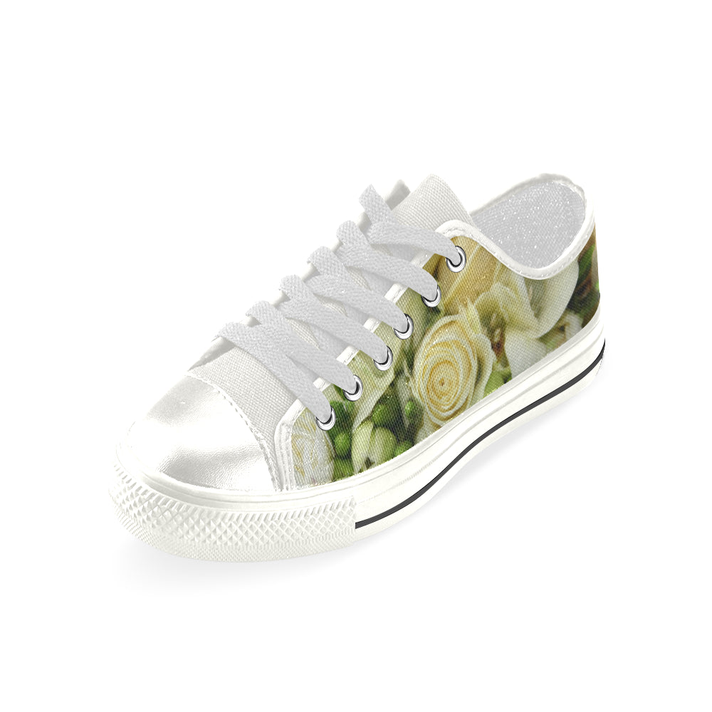 Cream Roses Low Rise Shoes